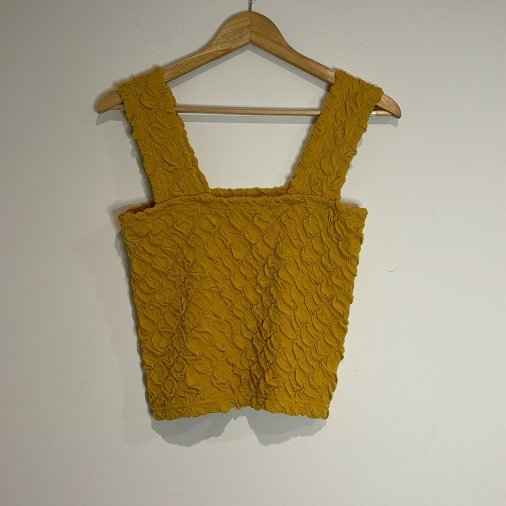 Cropped top